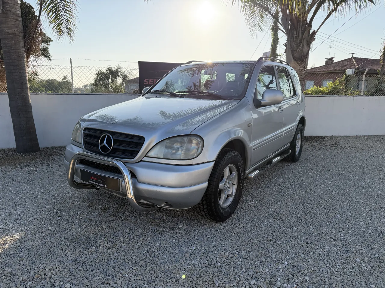 Mercedes benz ML - Stand Automóvel - SEIXASCAR