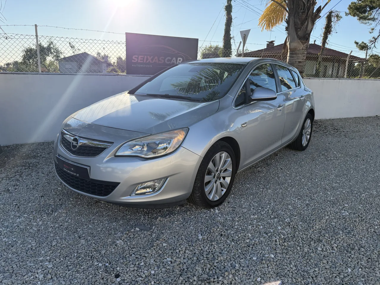 Opel Astra - Stand Automóvel - SEIXASCAR